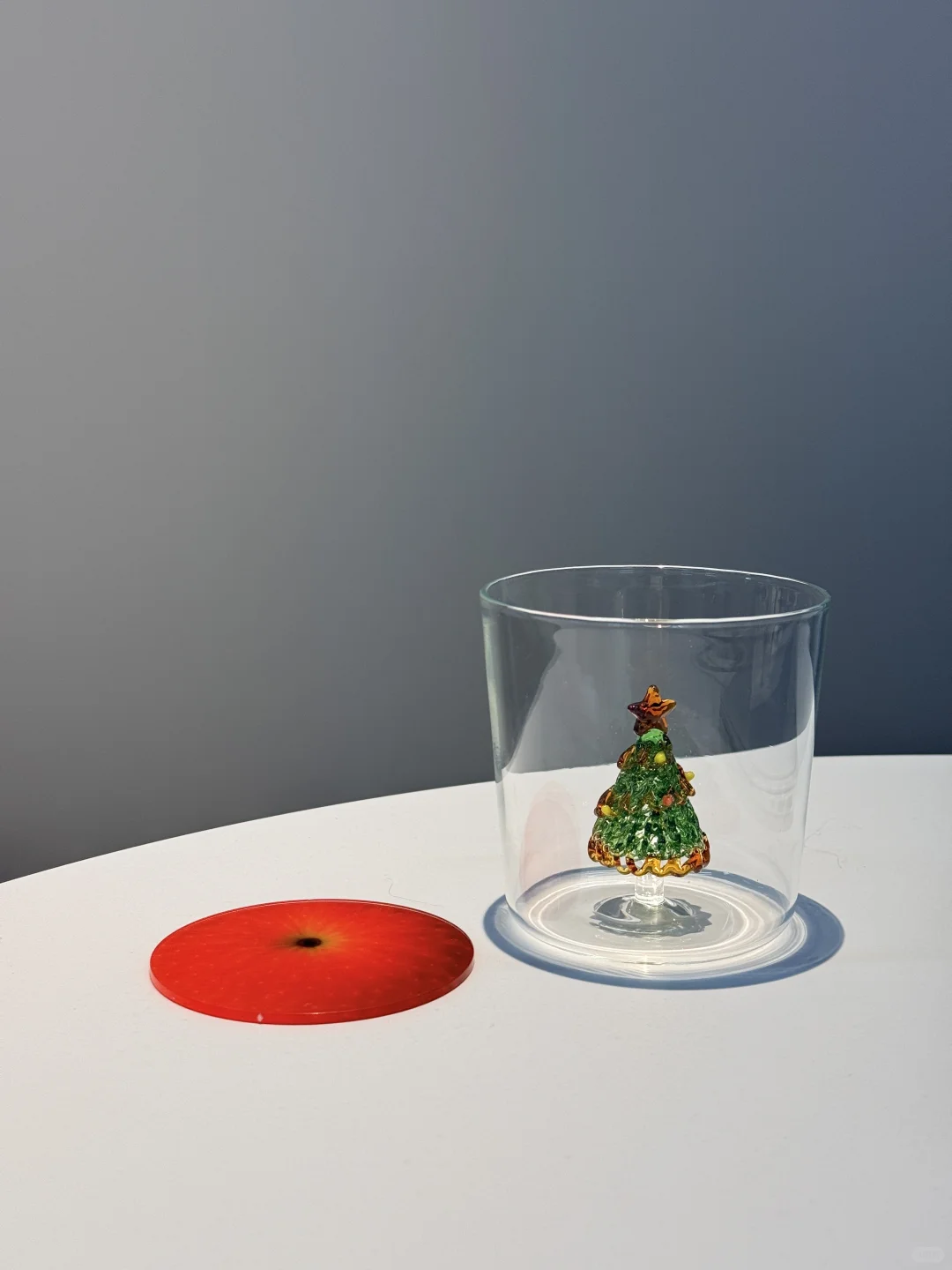 是圣诞树?玻璃杯耶?