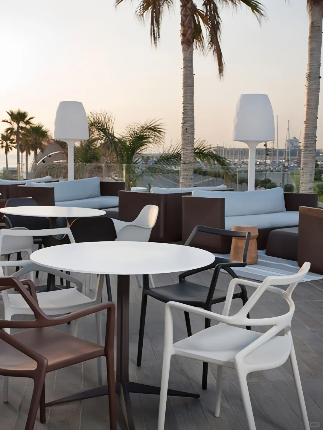 Vondom Delta休闲椅｜好有设计感的椅子