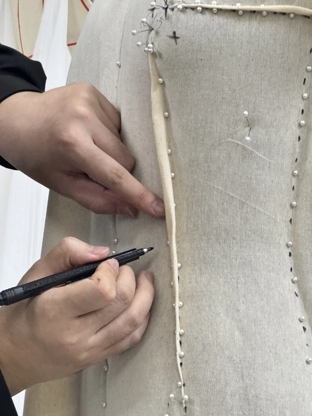 丽裁旗袍立体裁剪·标记篇