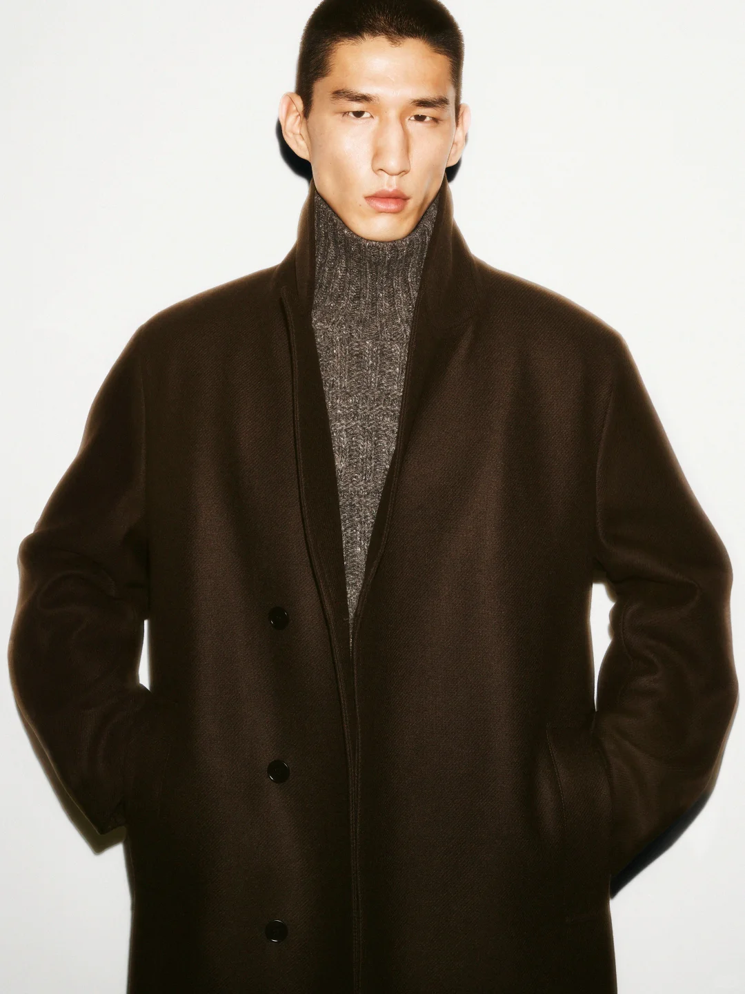 COS 2025秋冬系列｜经典重构