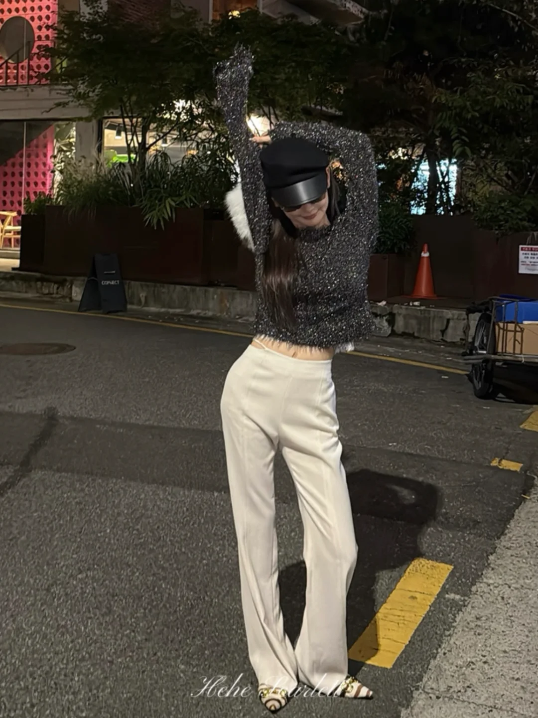 你的呵呵Scarlett｜幻彩星光衫 金羽纱毛衣