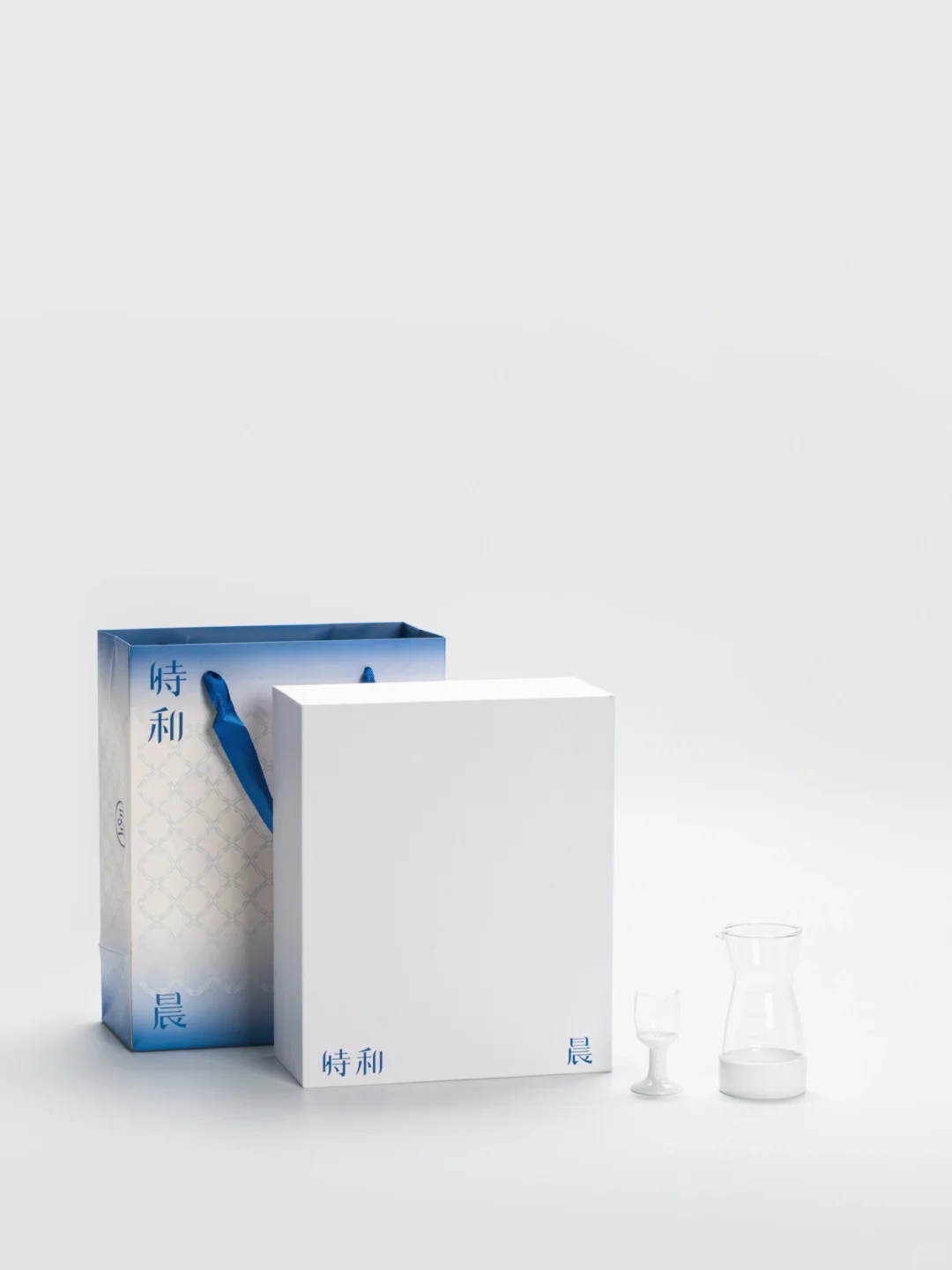 当景德镇青花遇见玻璃?微醺时刻从此封