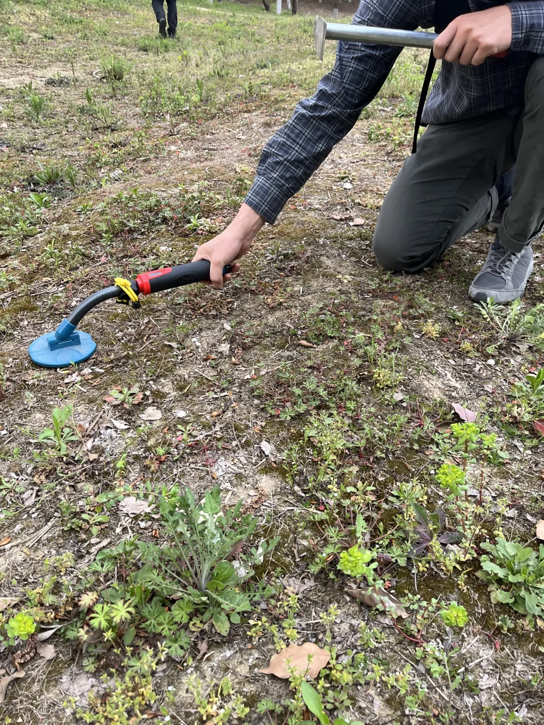 这是个什么？在公园用金属探测器探到的