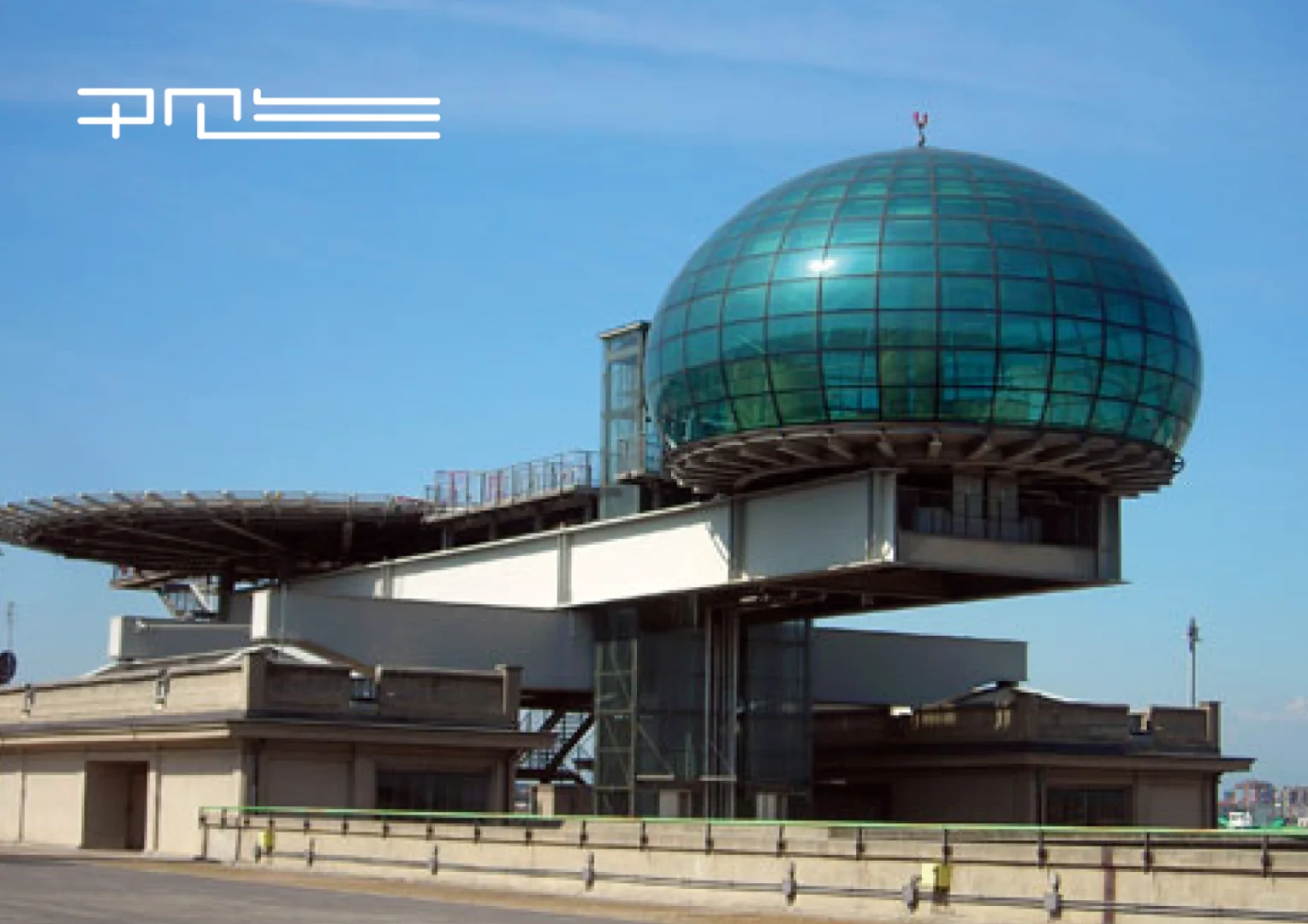 百年前的汽车工厂屋顶可以开车兜风??