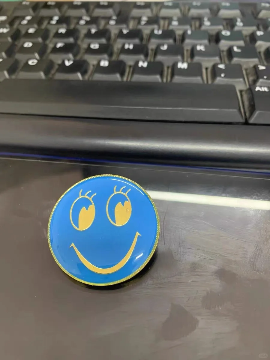 滴胶工艺 | 金属徽章定制推荐?