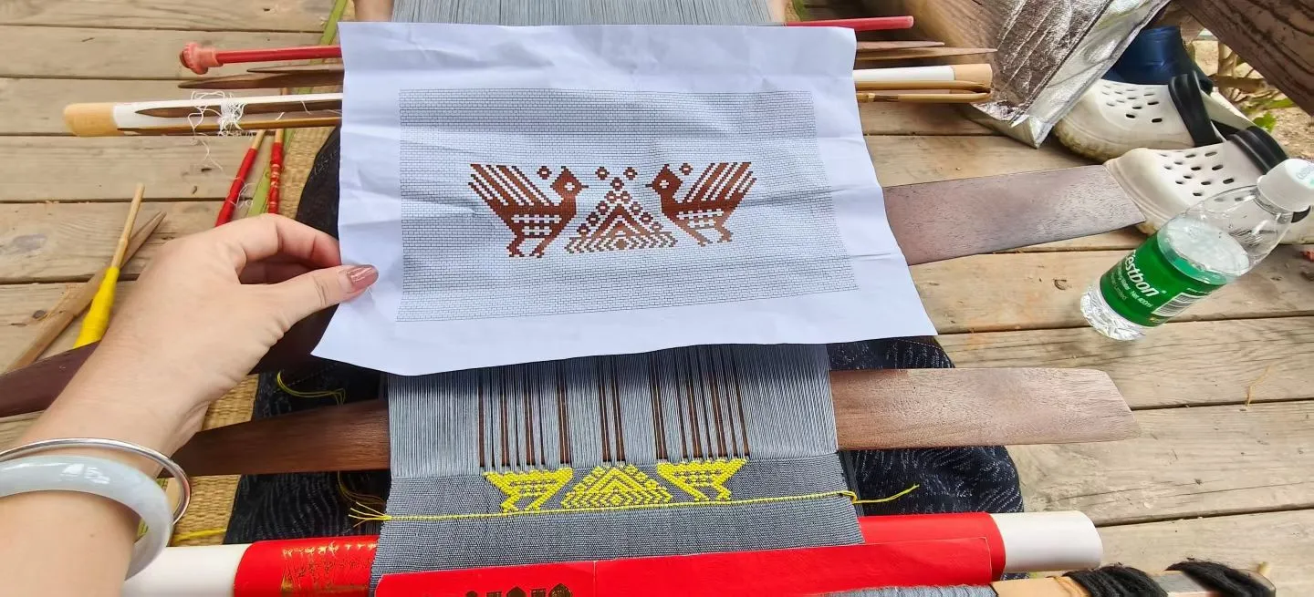 海南黎锦职称评审