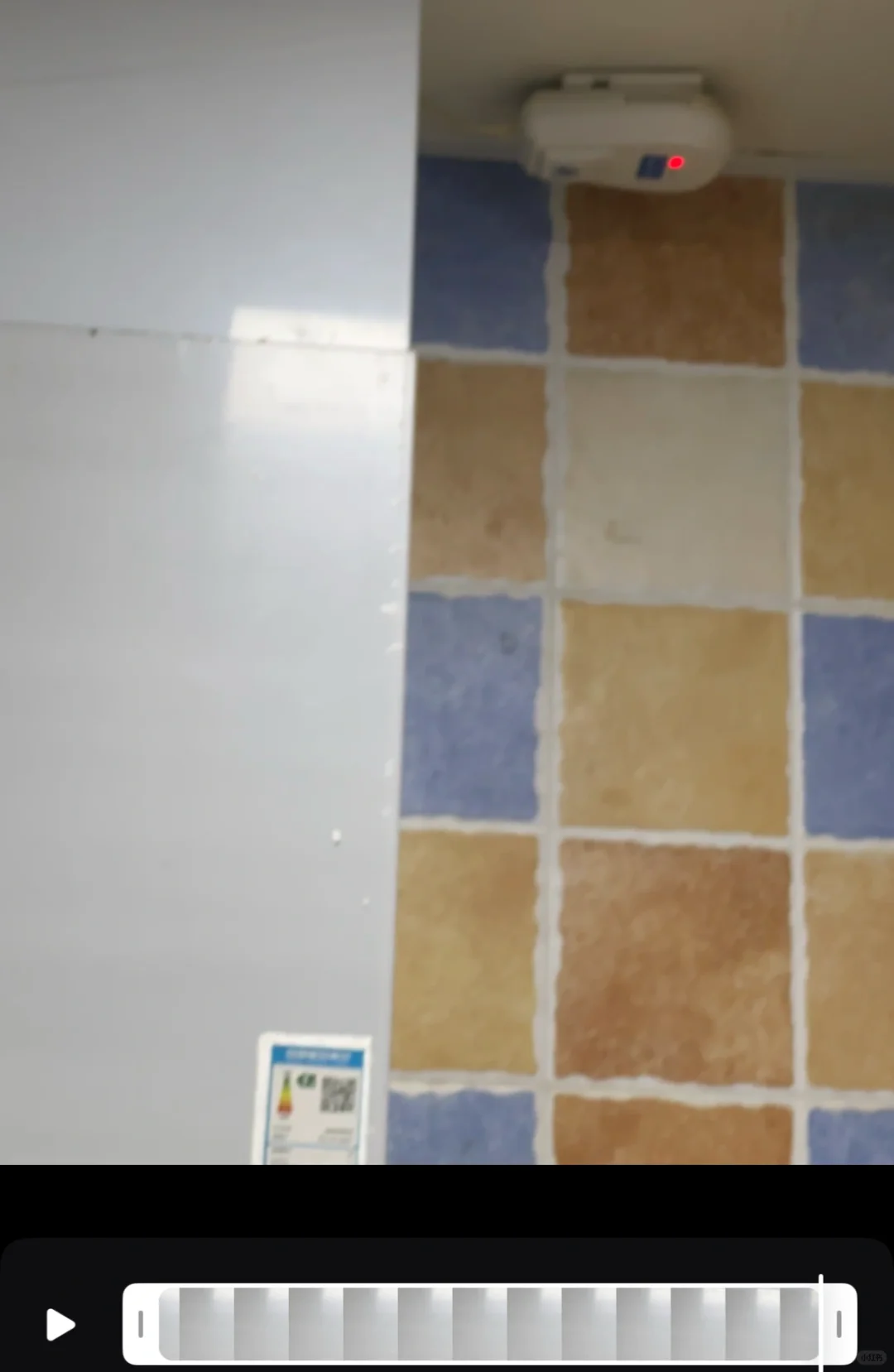 在家吃自热饭触发了警报