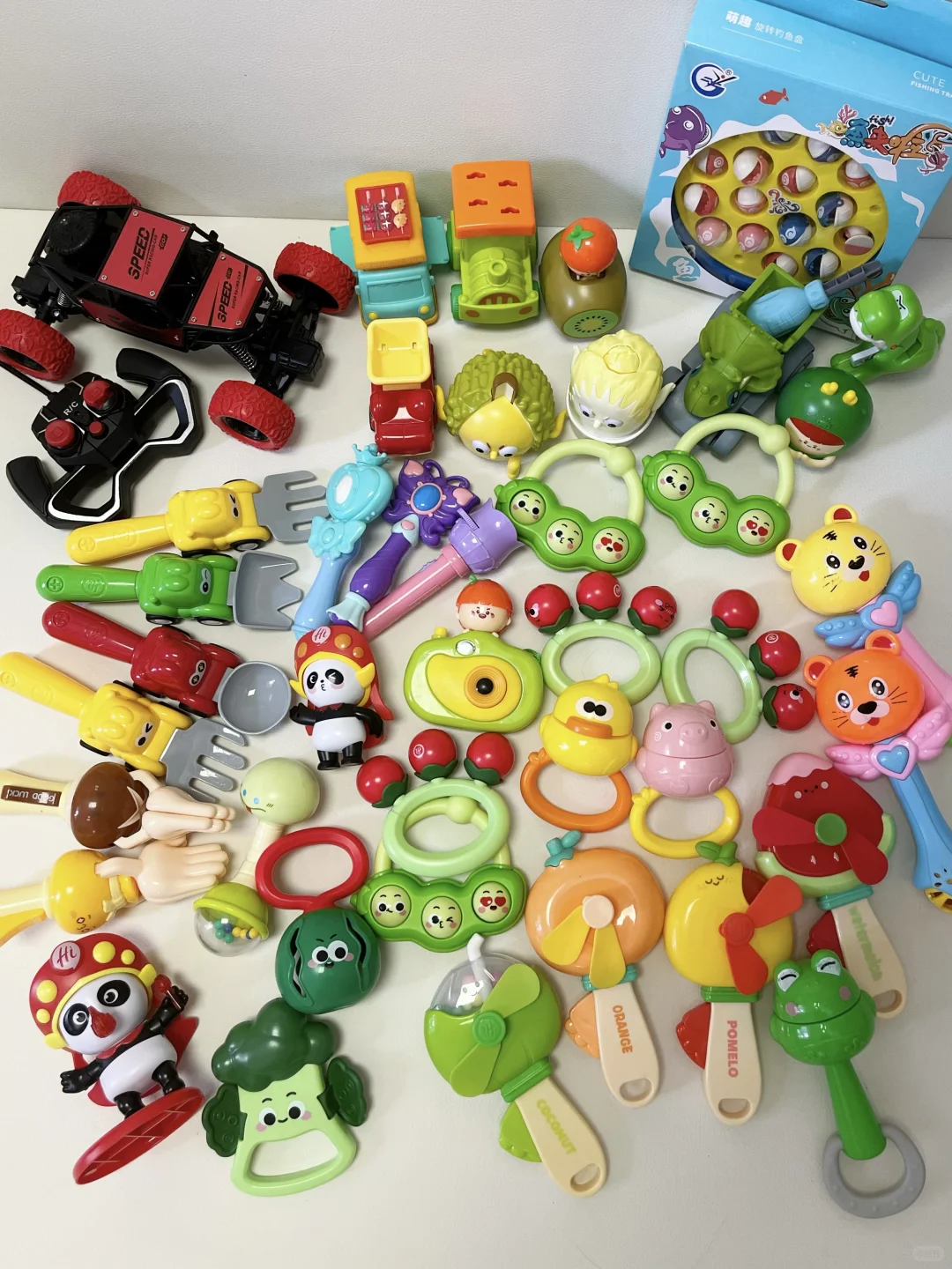 海底捞的玩具给的太多了吧