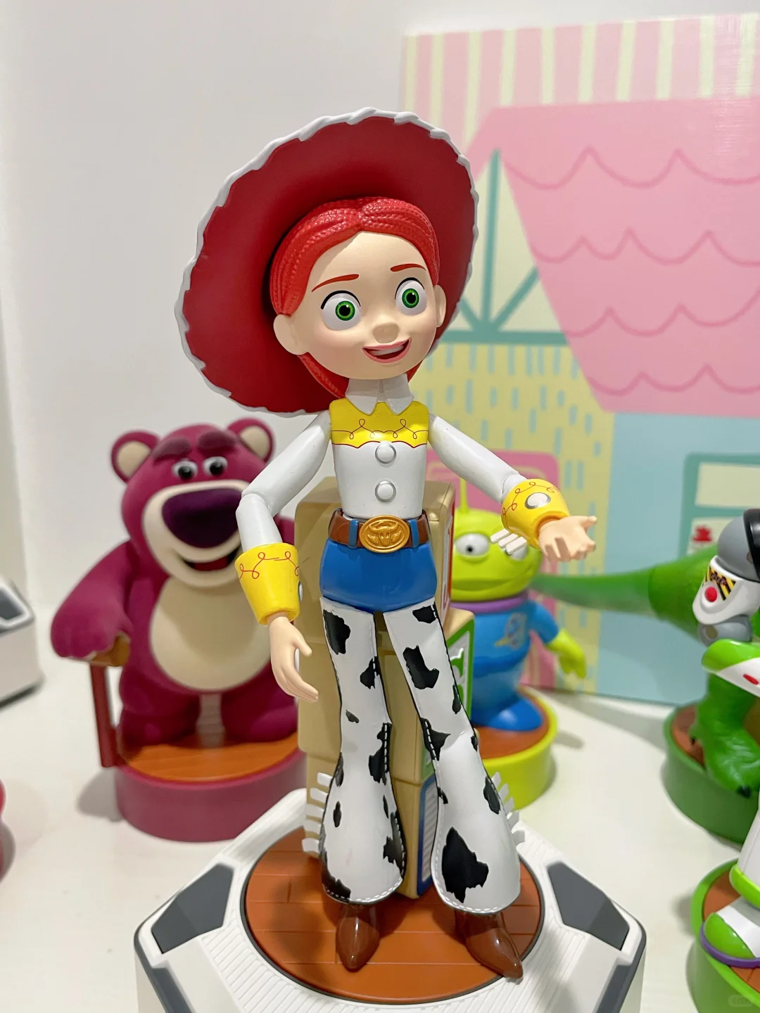 翠丝控狂喜！机器人萌到心巴上