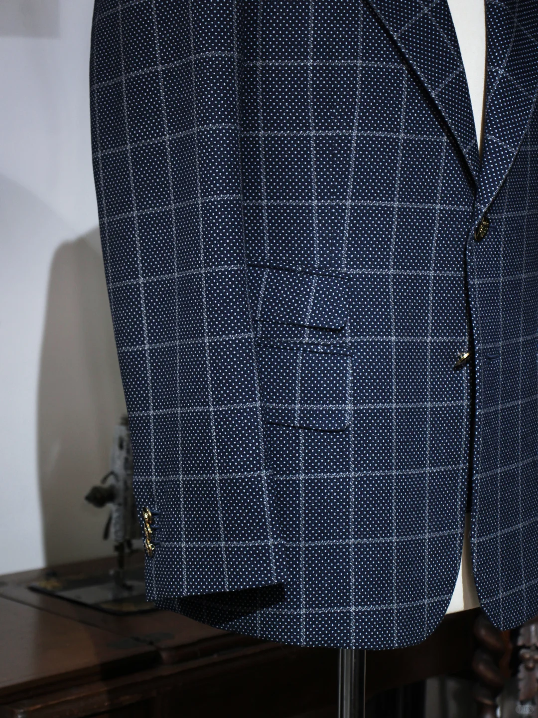 西装鉴赏 | 三维拓补图 英式幾何秩序