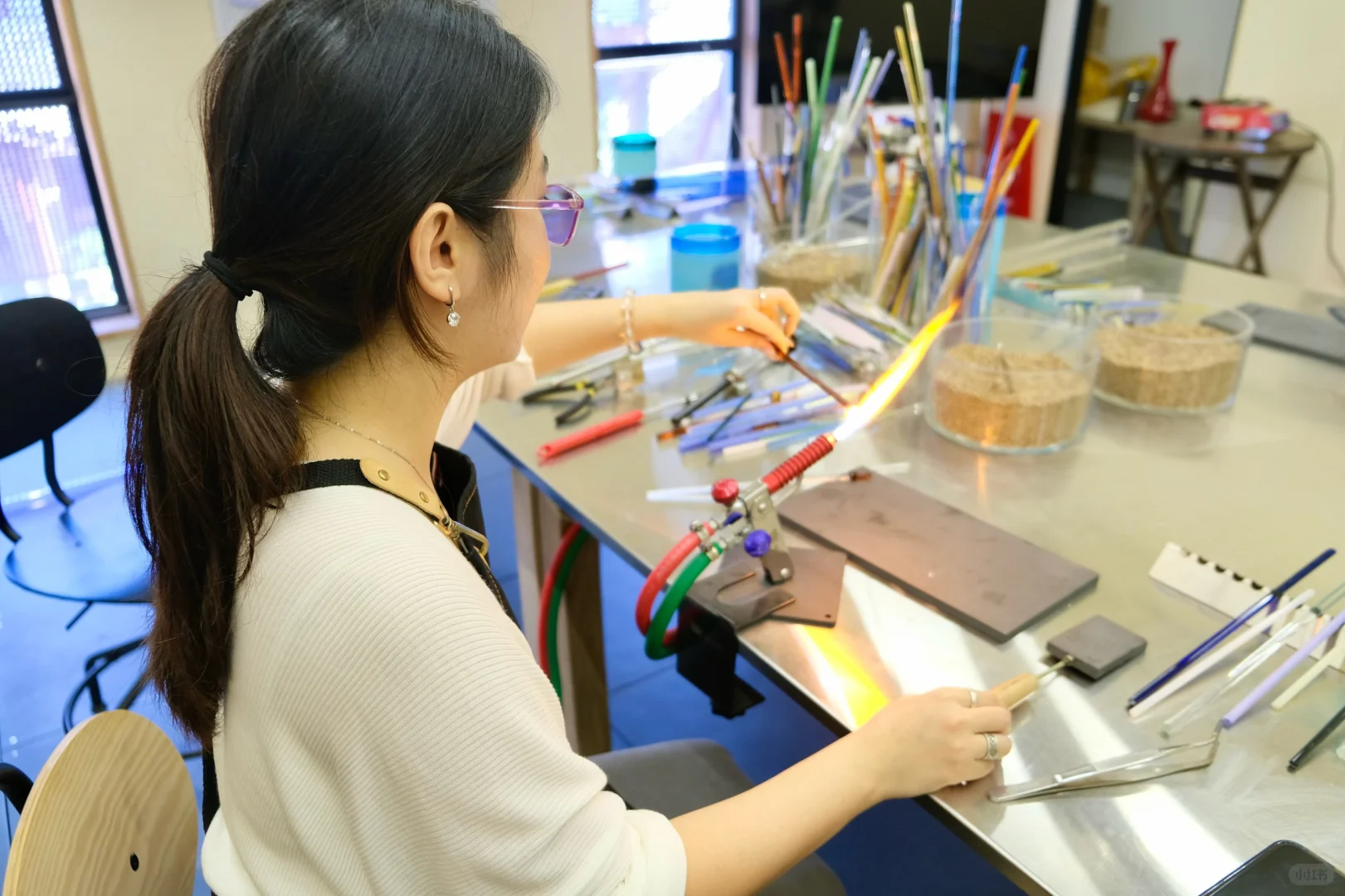 在景德镇烧玻璃之我吹出来个jellycat茄子杯