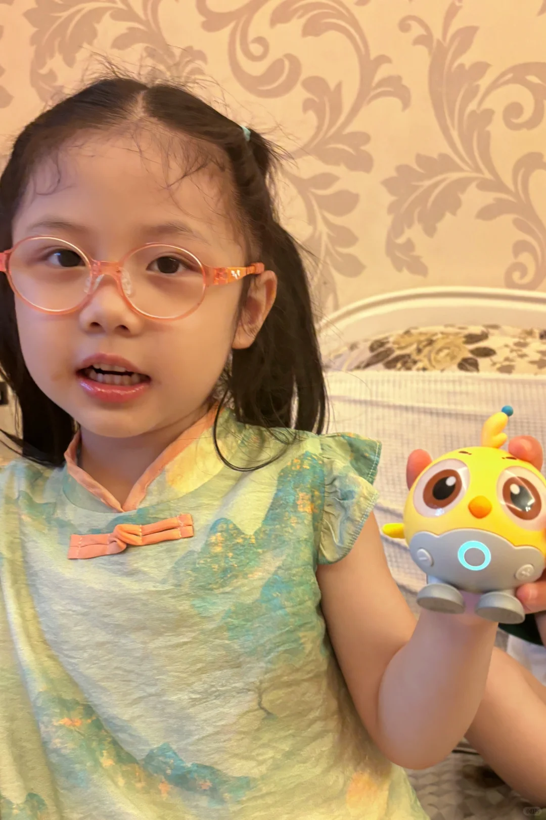 5岁孩子亲测鸡飞飞AI玩具1个月体验！