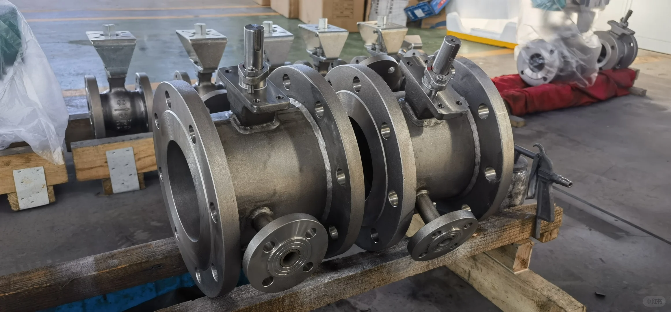 不锈钢气动保温V型球阀控温解决方案-耀圣