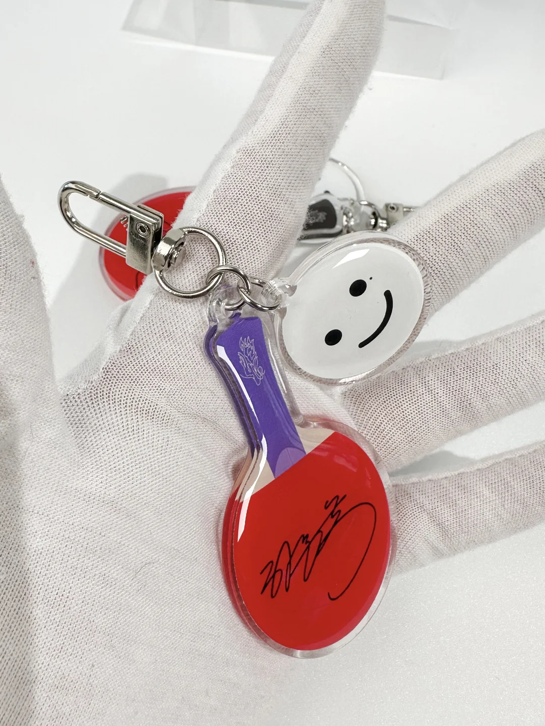 莎头周边滴胶钥匙扣