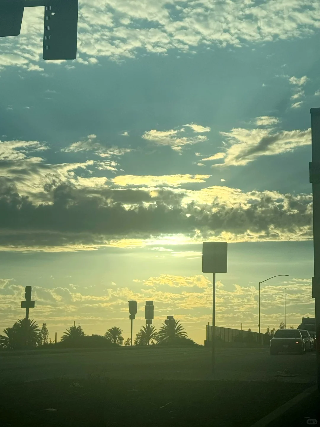 干了～续命咖啡☕️