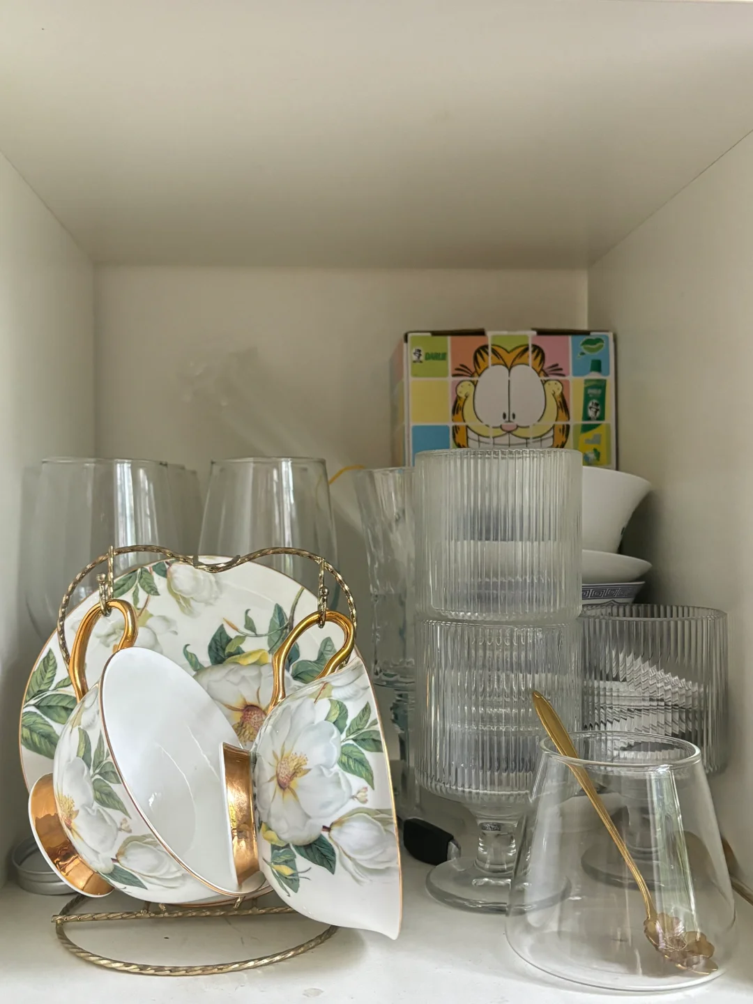 漂亮的玻璃、陶瓷