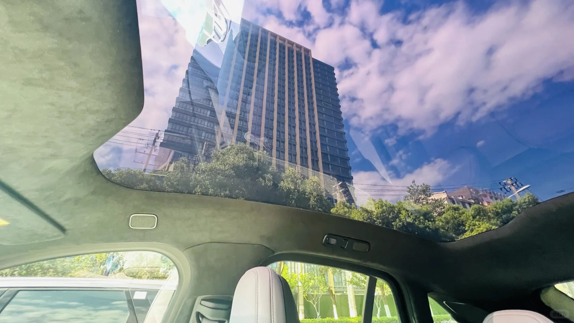 光感天幕，谁用谁知道