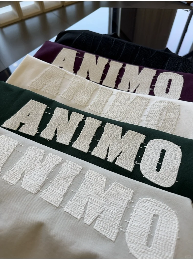 那些具有高级3D立体效果的服装印绣花工艺