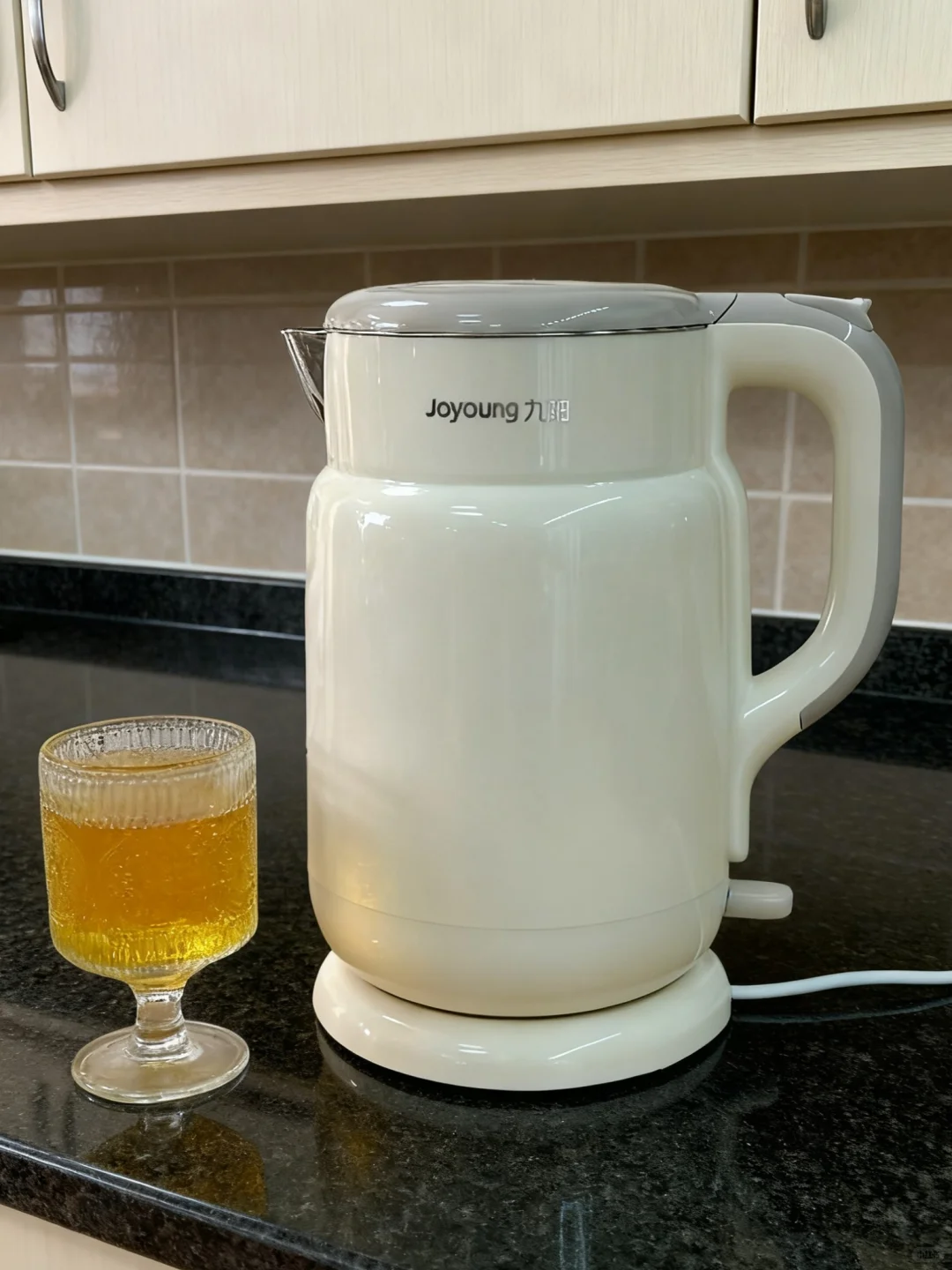 可爱哭！几十块极简风烧水壶绝了✅