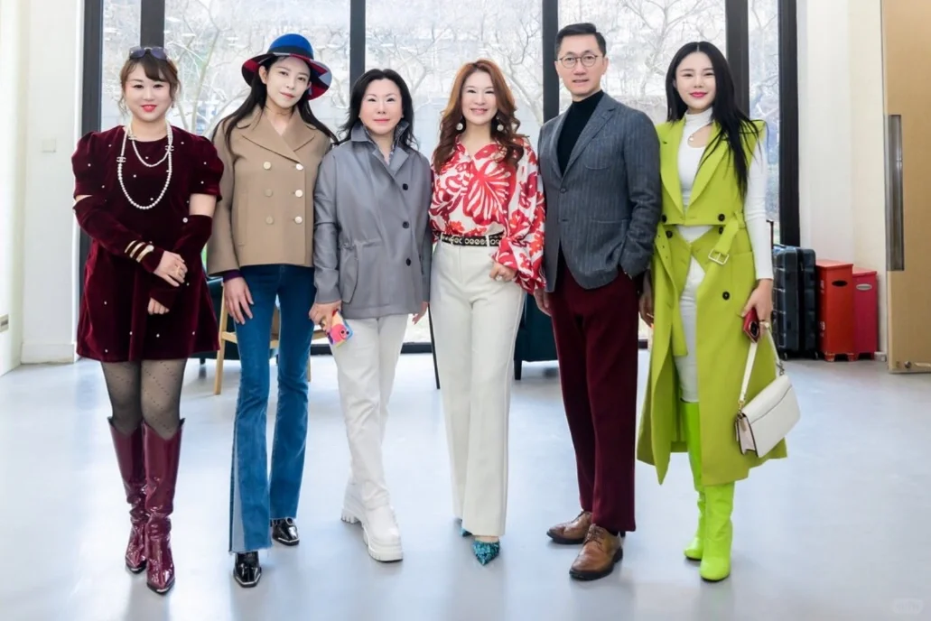 接触了很多大佬之后，我发现了实现财富自由