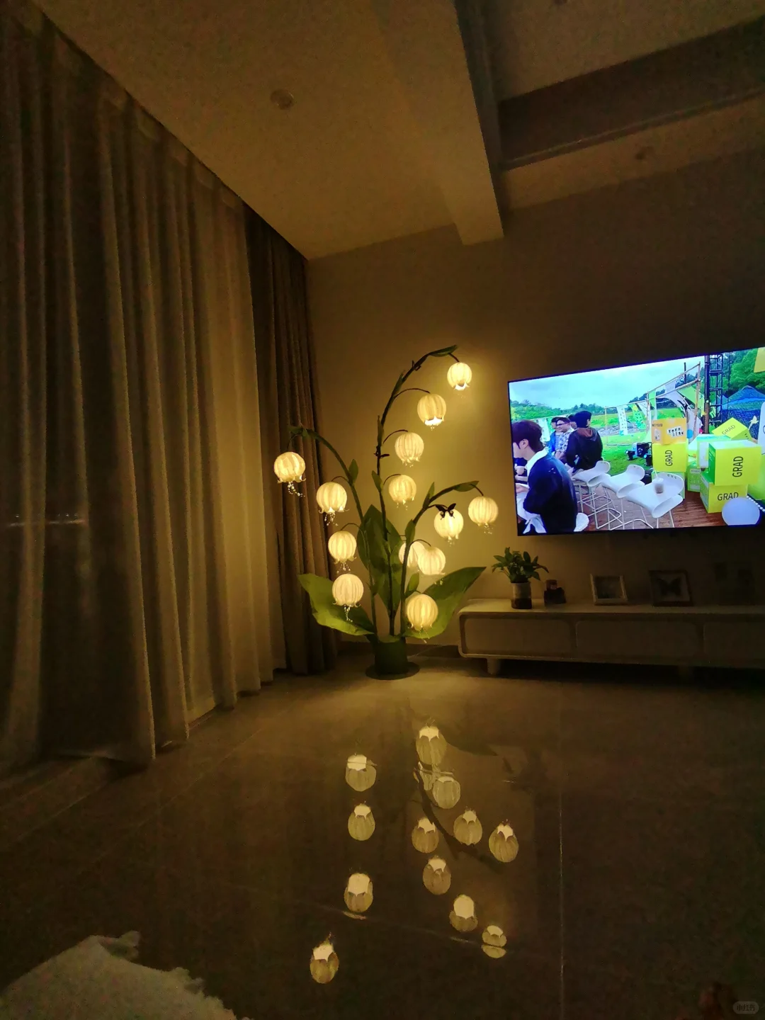 客厅氛围感铃兰花落地灯