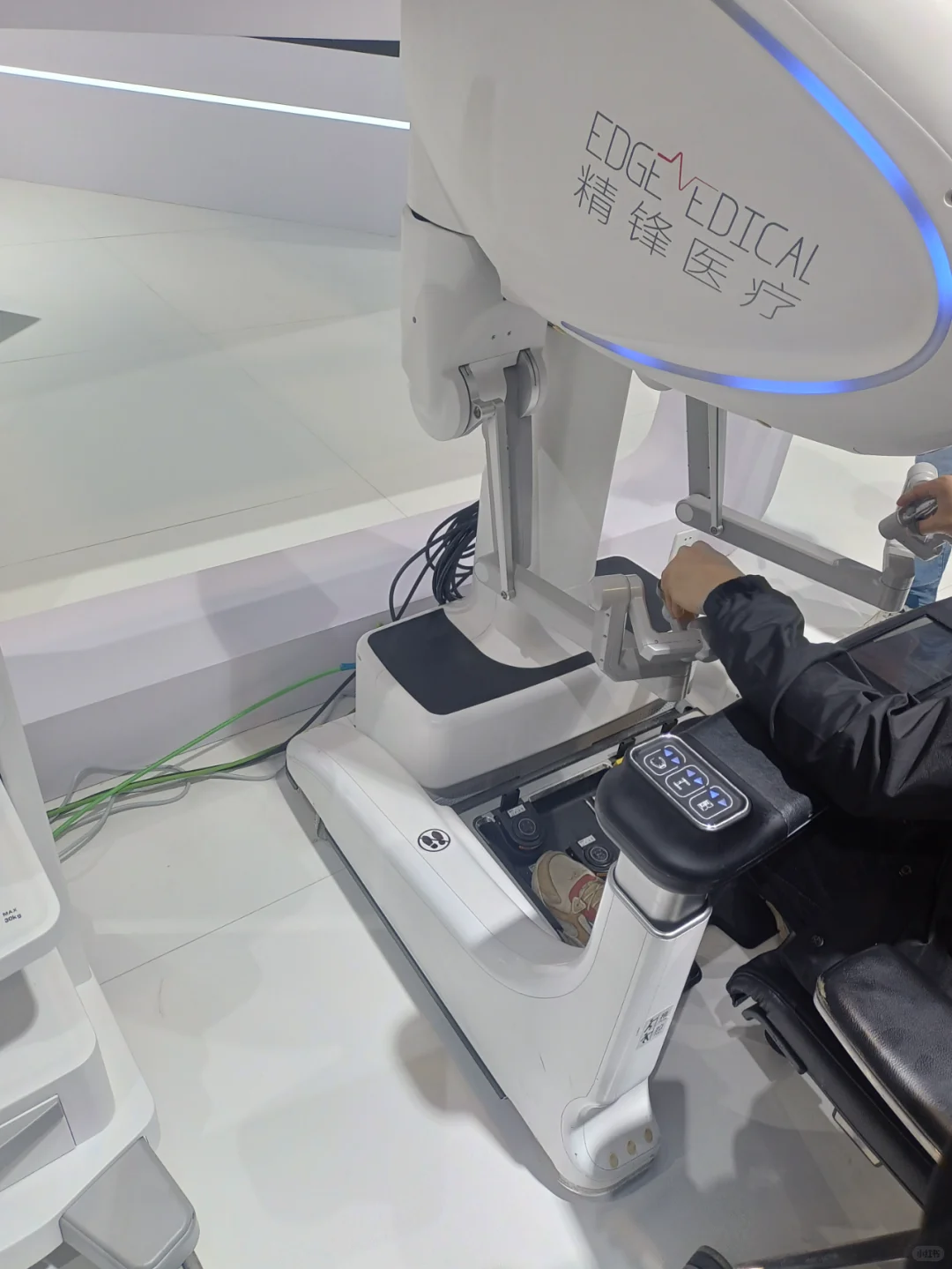 国产医疗设计碾压标杆达芬奇？?⚡️