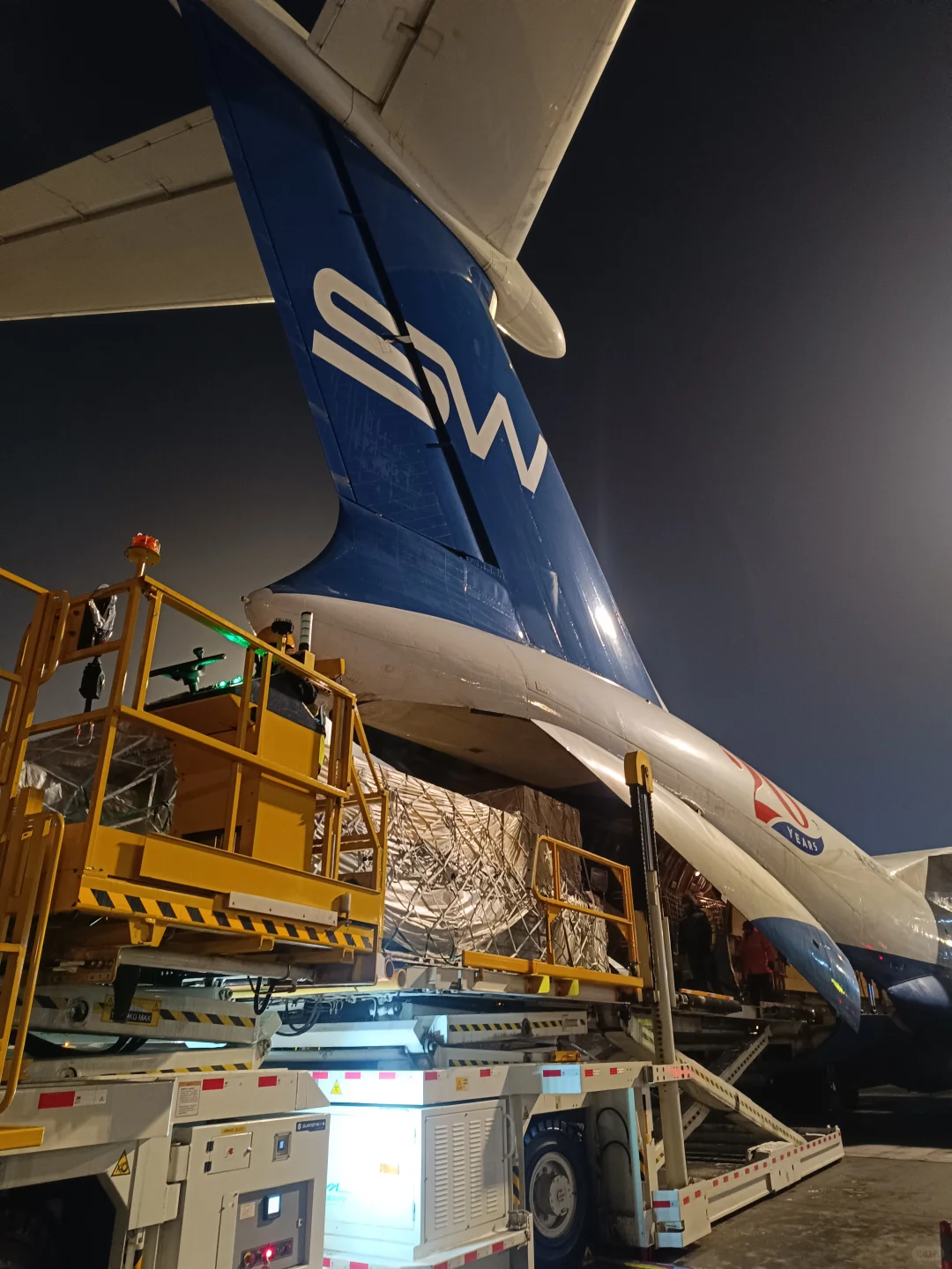 一条迟到的朋友圈!URC上班第一个大活