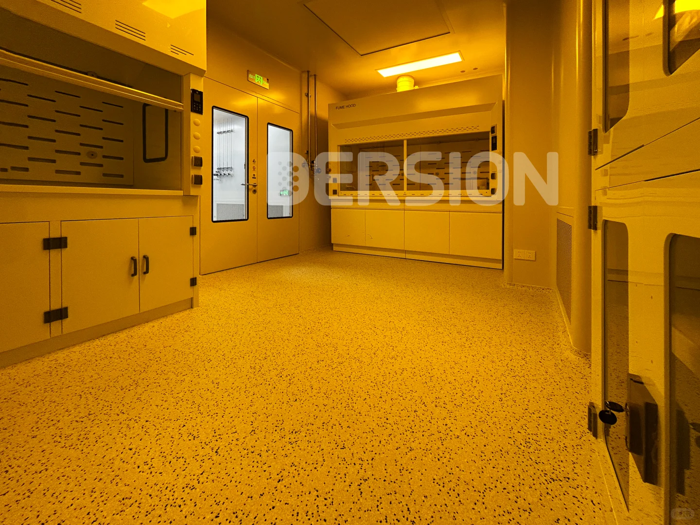 杭州340平米千级恒温恒湿芯片洁净室