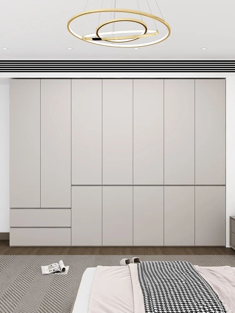 羊绒灰实木衣柜分段式设计