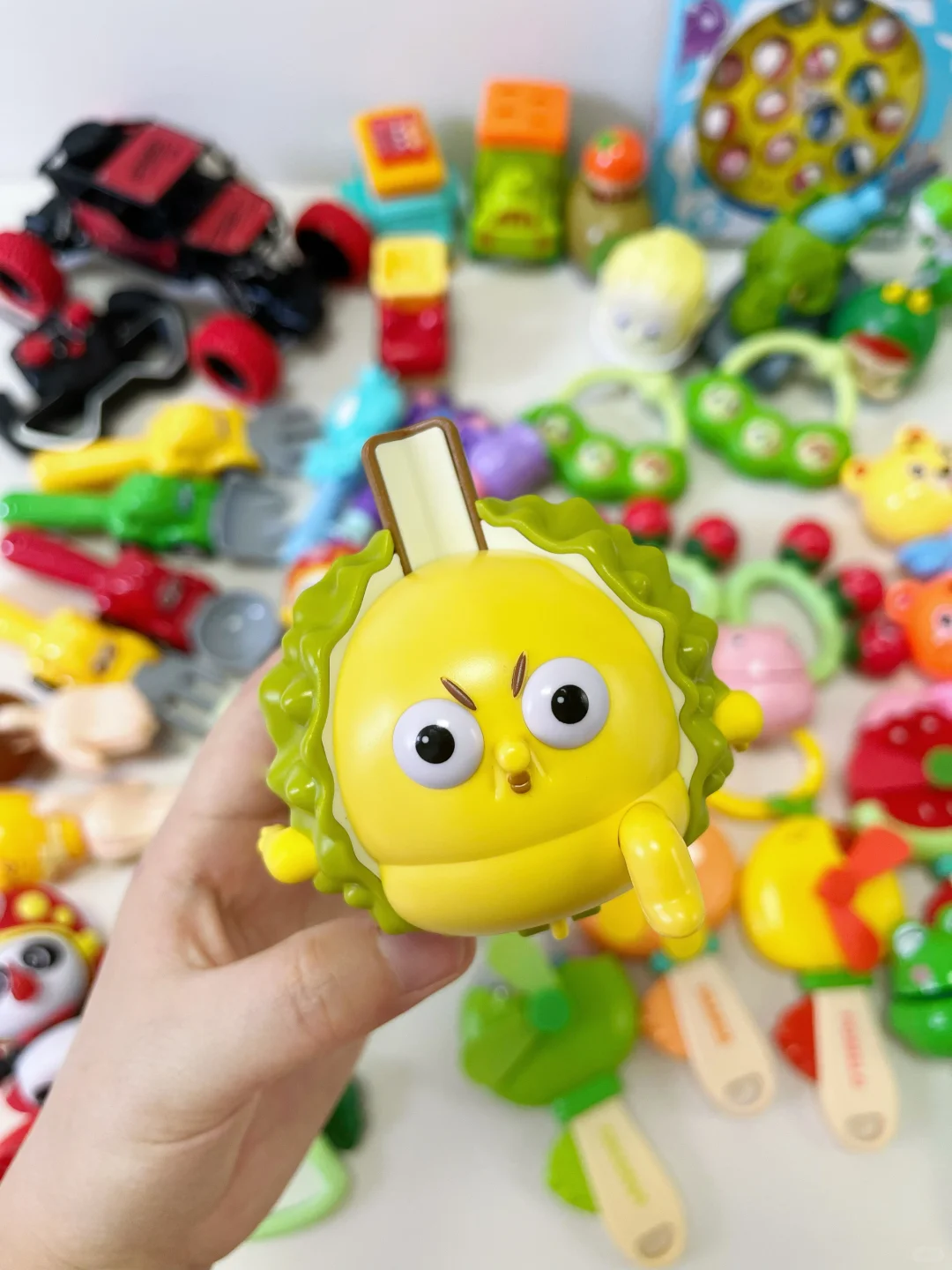 海底捞的玩具给的太多了吧