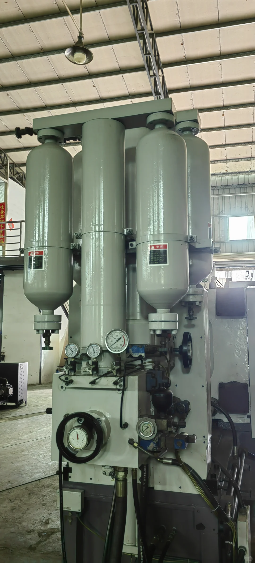 东莞力华二手压铸机吕哥