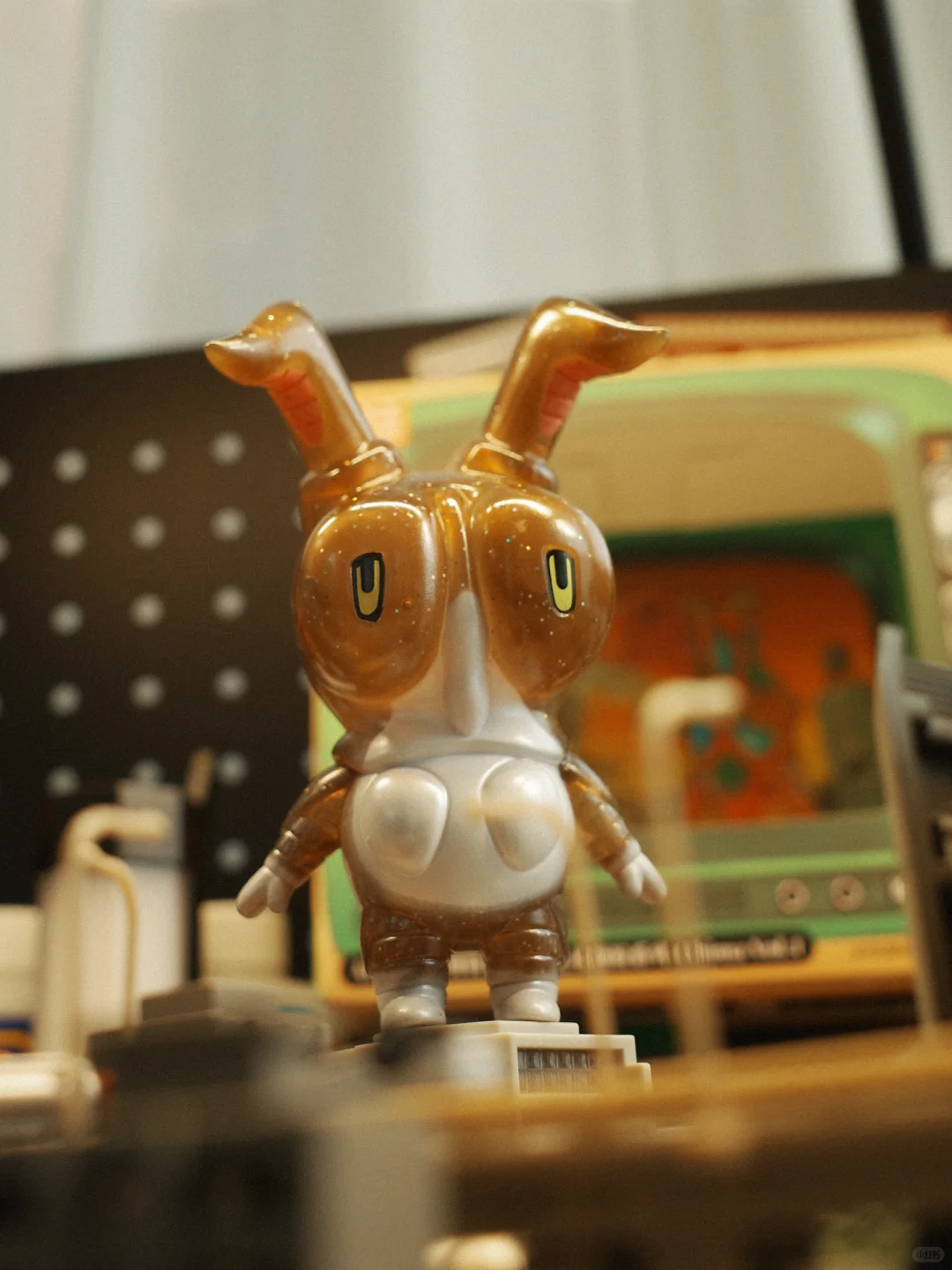 快逃? 中古怪兽来袭❗️