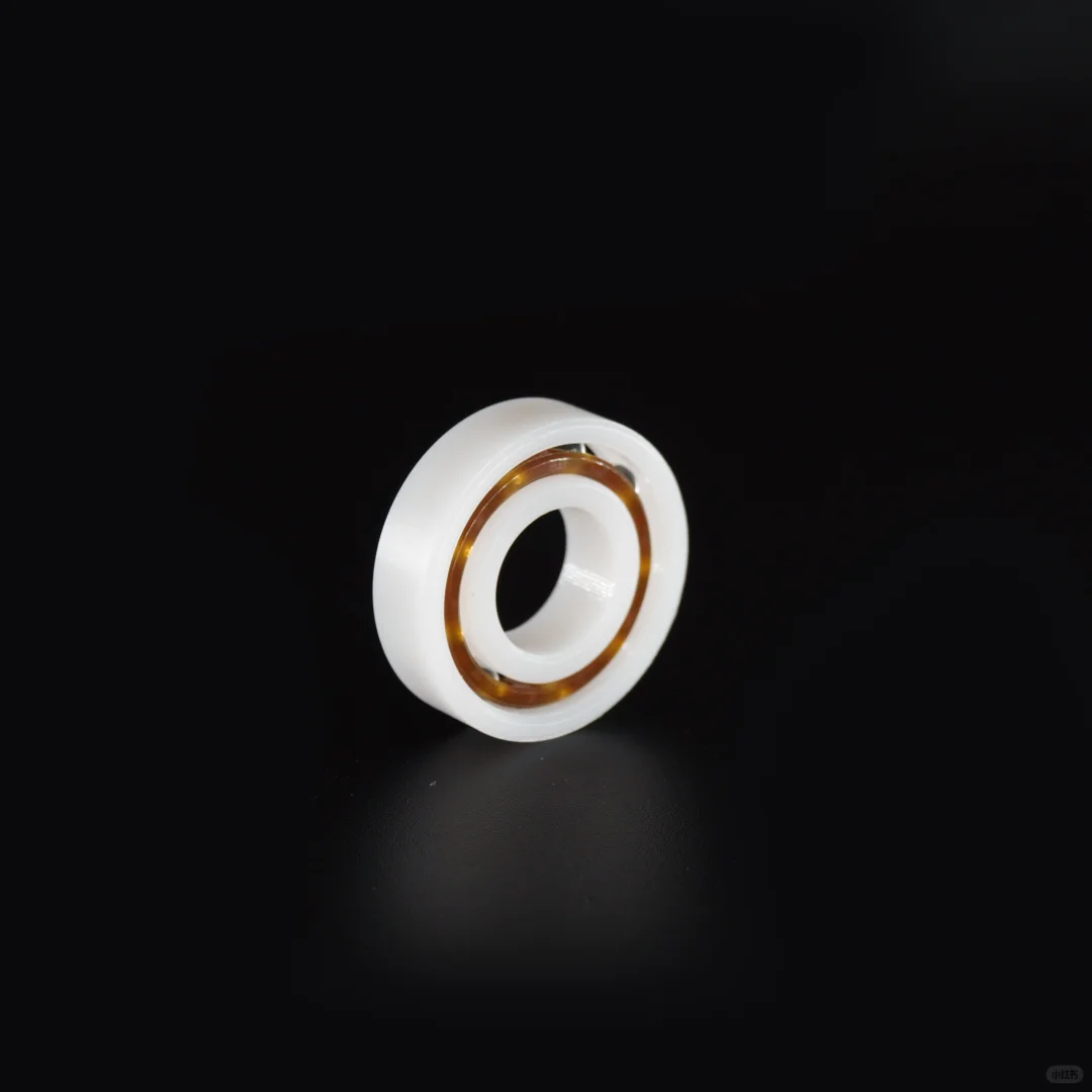 POM塑料轴承：高性能工程塑料的理想选择