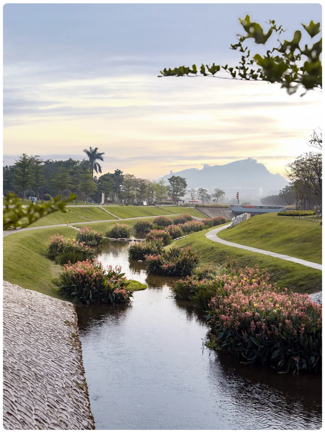 生态型边坡城市河道景观设计案例