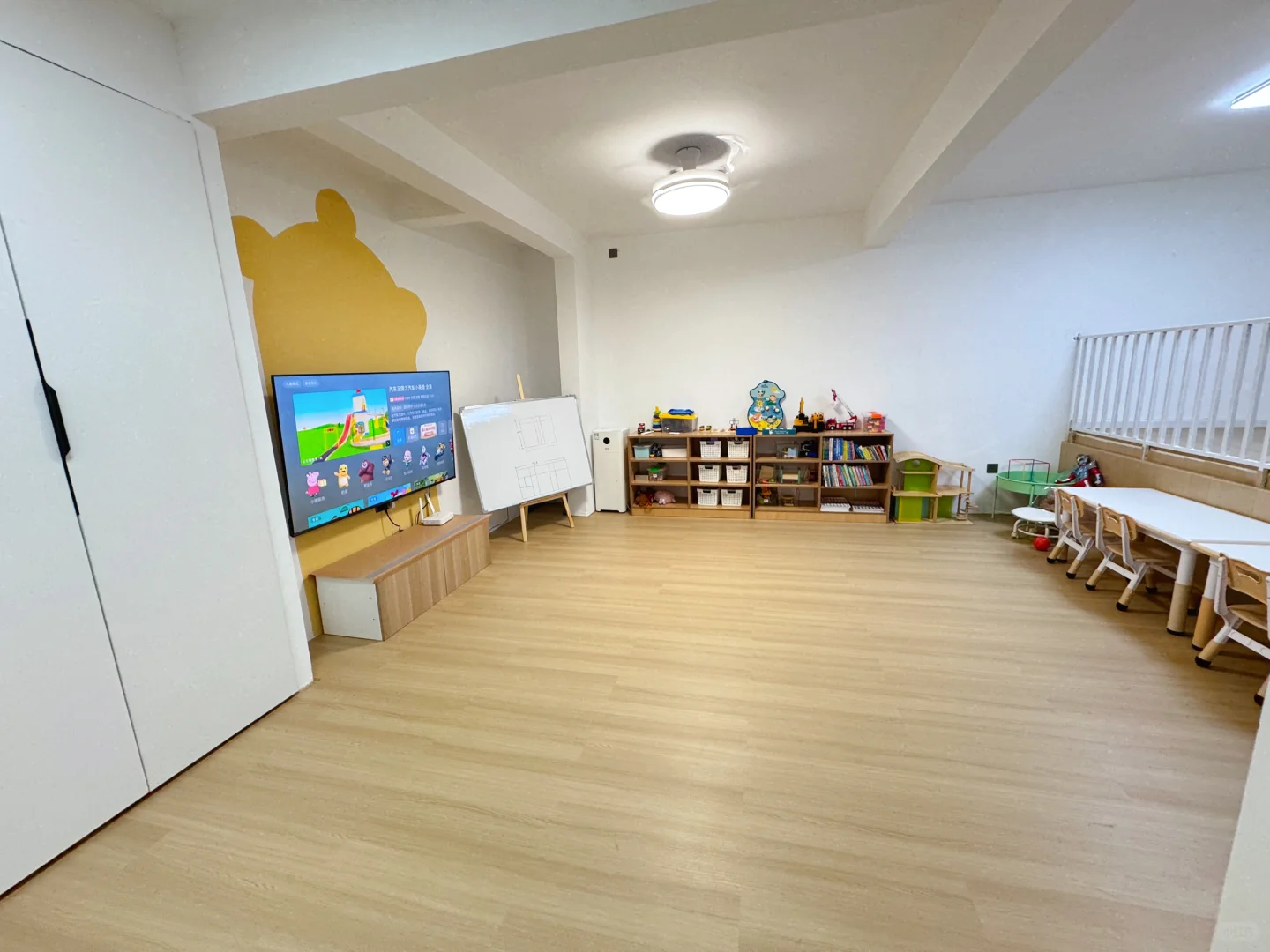 看！全是小朋友喜欢的玩具～