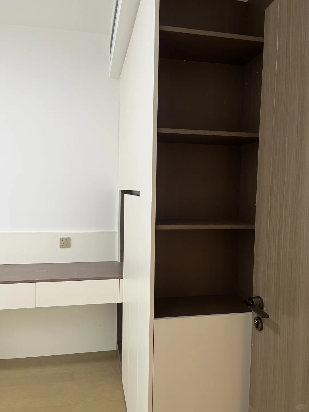 全友家居｜现代简约原木风·全屋定制柜