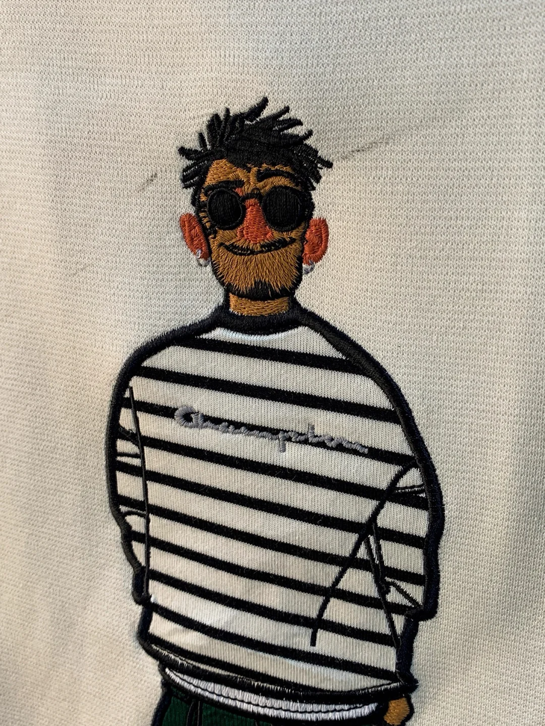 服装工艺｜服装设计中的立体效果印绣花设计