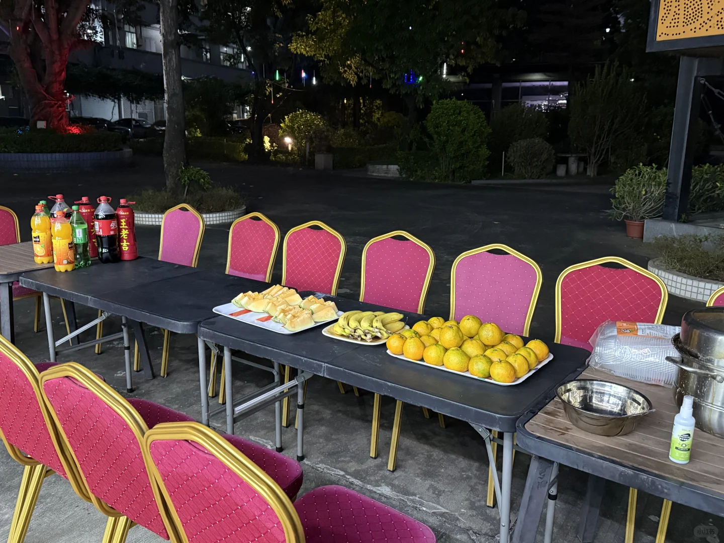 来一场烧烤活动 及时补充能量?