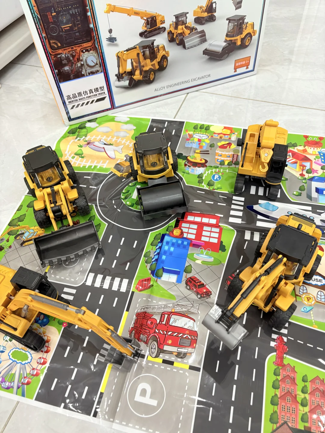 又又又又又给我儿子入手了一套工程车…??️