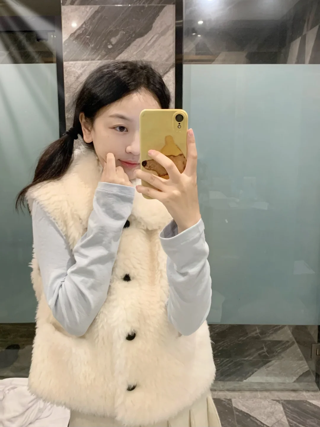 啊啊啊连帽好看还是翻领好看啊！