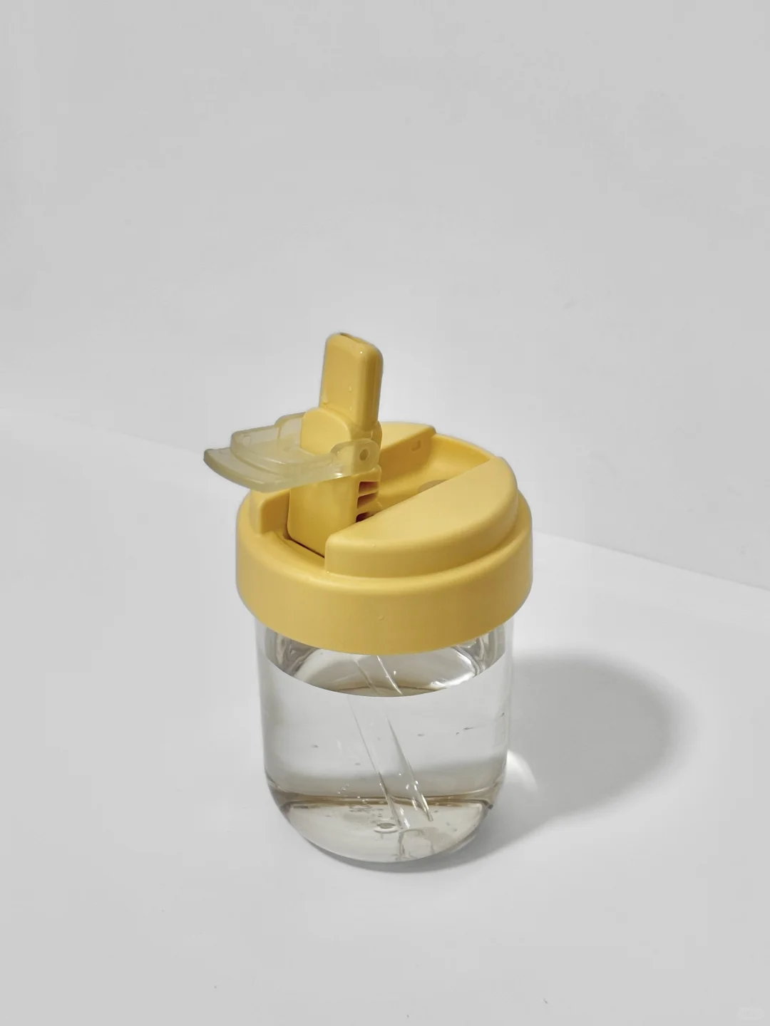 塑料水杯怎么选？学会这些就够了