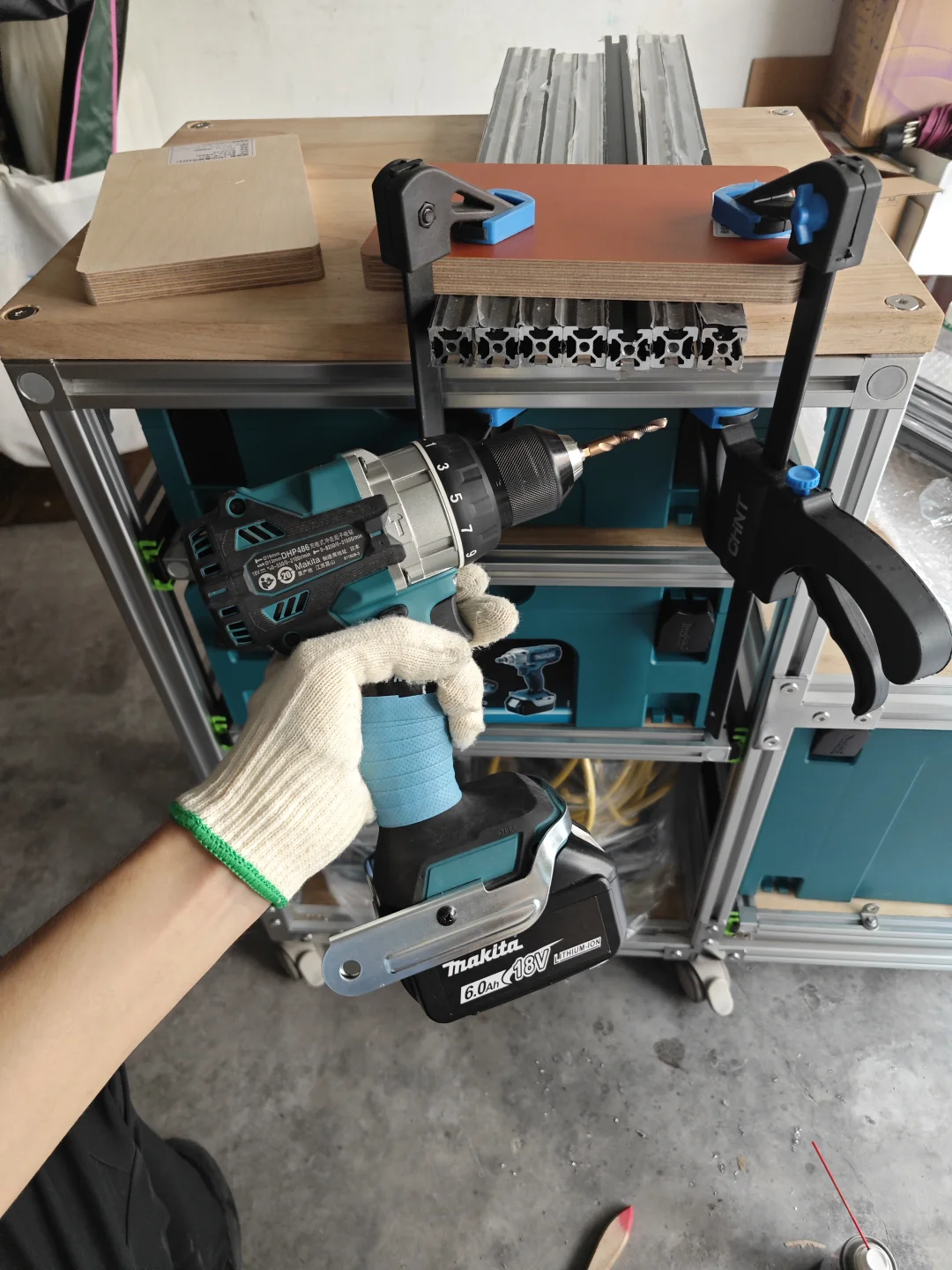 【壹】铝型材的攻丝