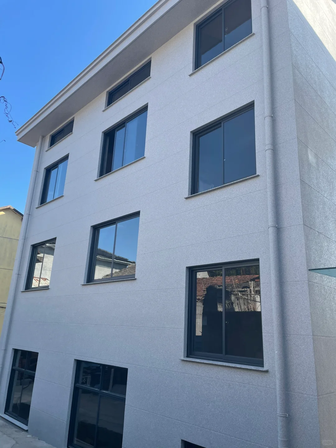 农村自建房窗户报价及避雷点