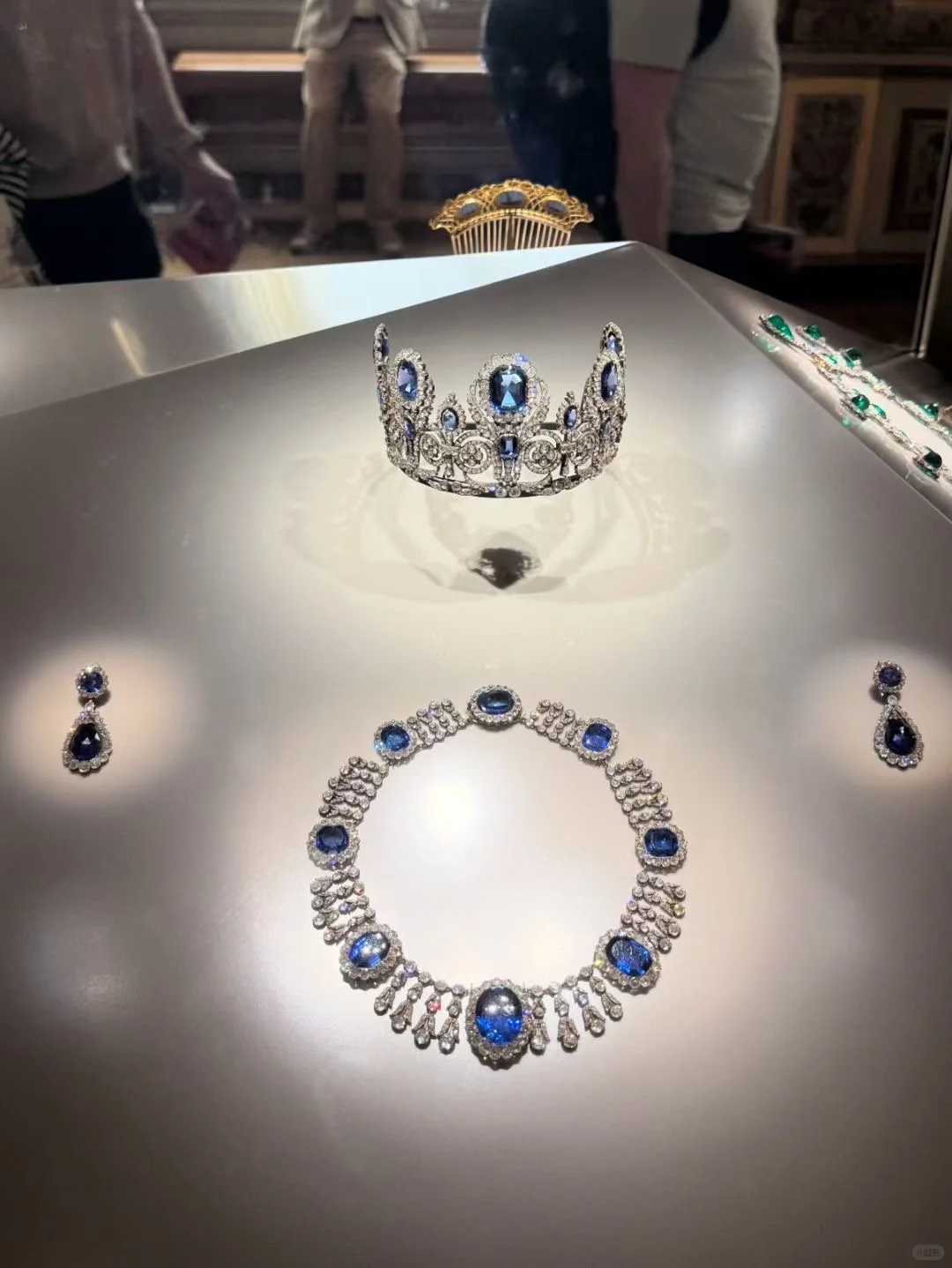 卢浮宫你好好反省吧，形同虚设的安检