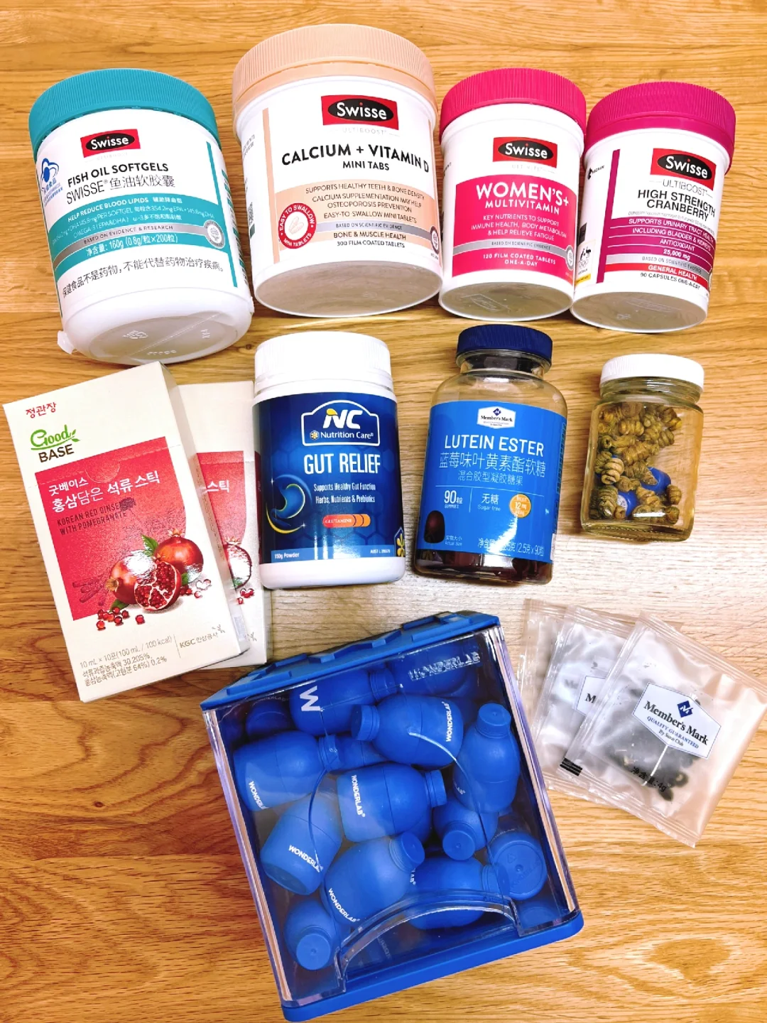 终于到了吃一大把维生素的年纪!