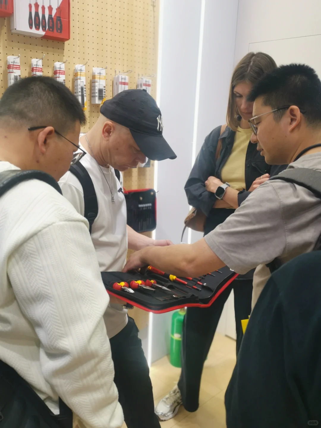 德国威汉工具，上海五金展现场实拍！