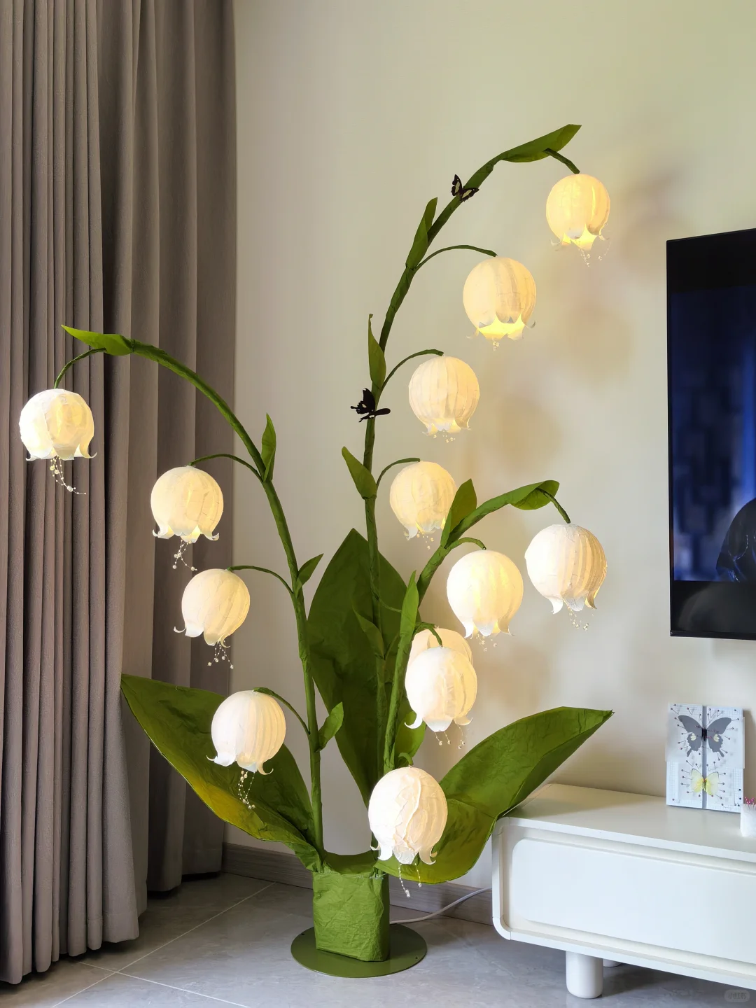客厅氛围感铃兰花落地灯