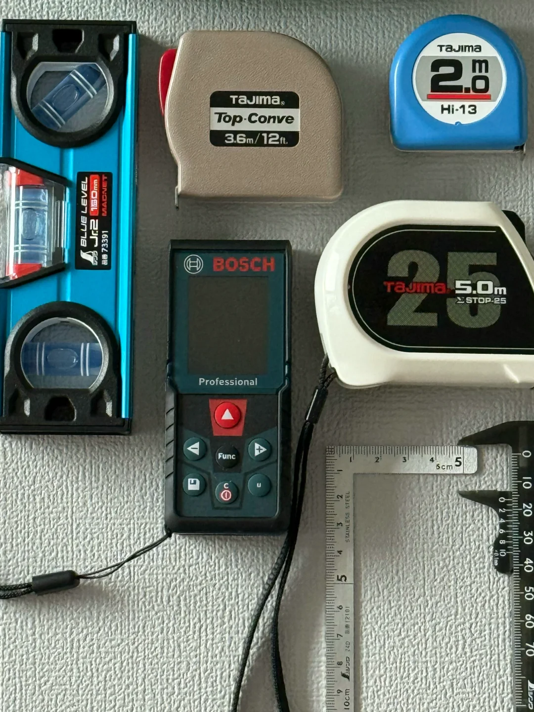 装修气氛组 据说拿着这些去现场工人都会…