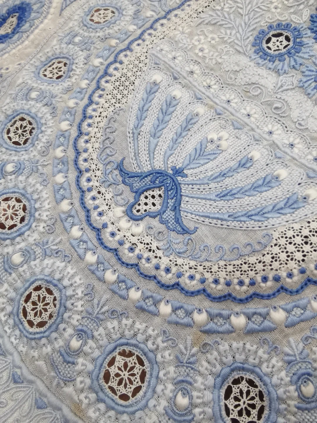 潮州抽纱 | 极繁主义的小众美学✨