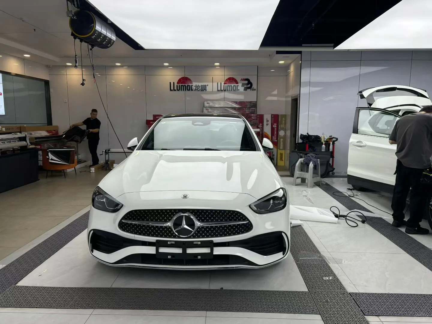 来看看什么叫「教科书式贴膜」✨